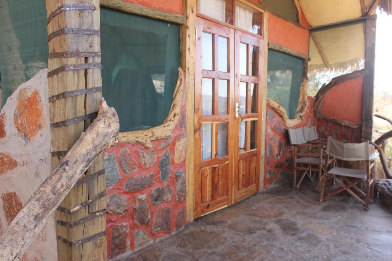 Villa Lion'S Cave Camp, Samburu Archers Post Exterior foto